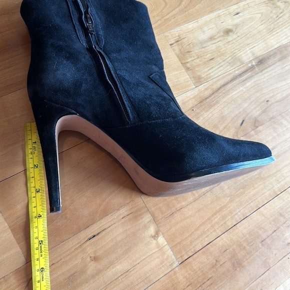 Aldo Black Suede Leather western ankle boots stiletto heel bootie size 9 zip up - Picture 6 of 9